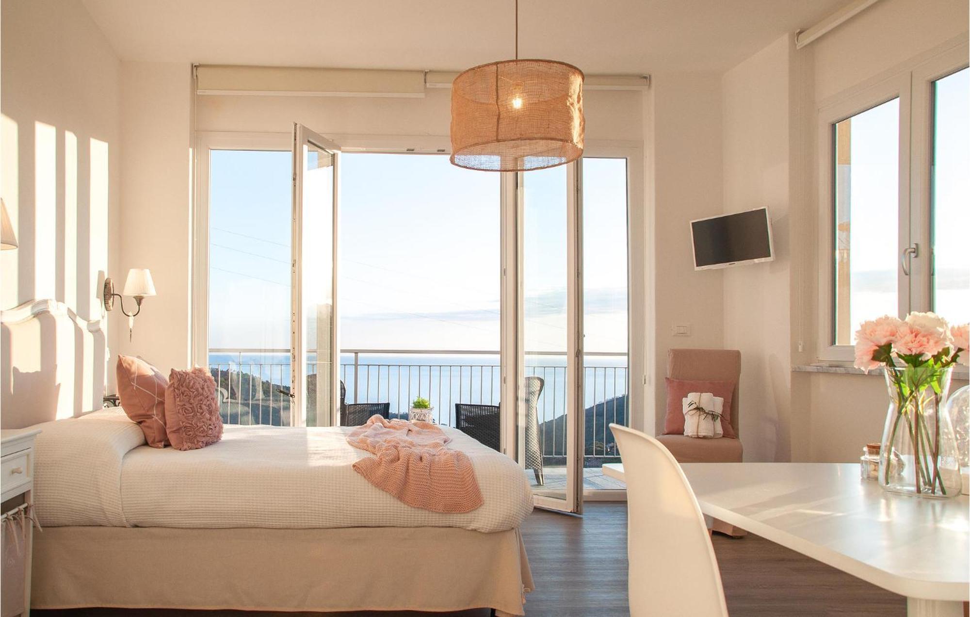 Amazing Apartment In Moneglia With House Sea View Ngoại thất bức ảnh